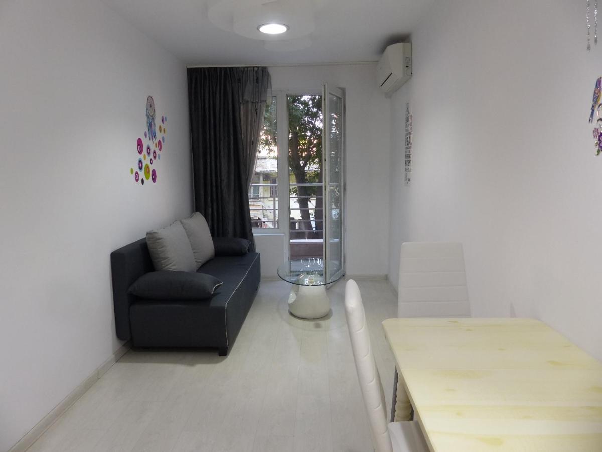 Apartament Holiday Burgas Exterior photo